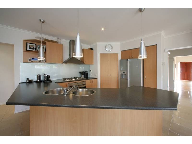 4 Horatio Court, Rowville VIC 3178