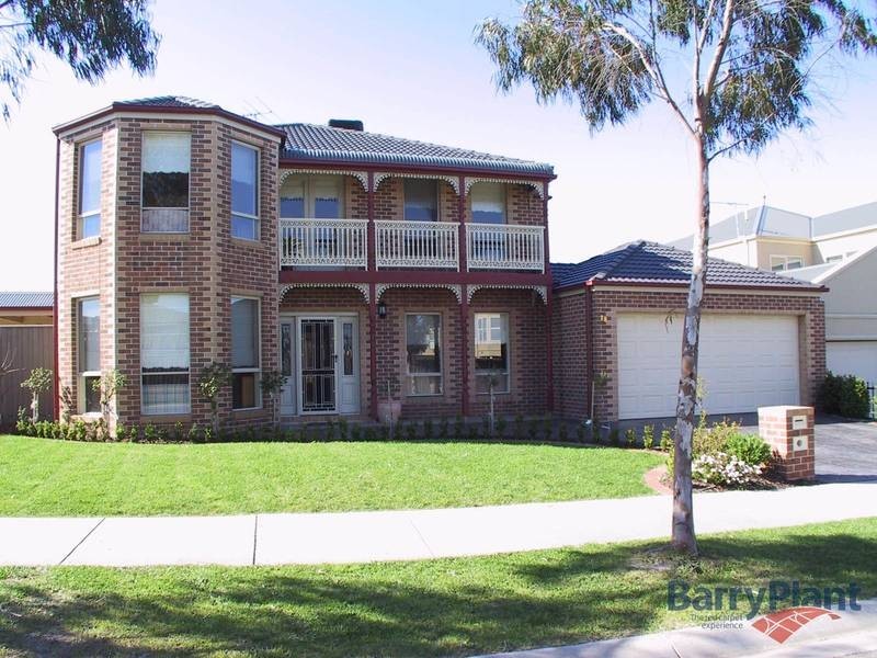 18 Victoria Knox Avenue, Rowville VIC 3178