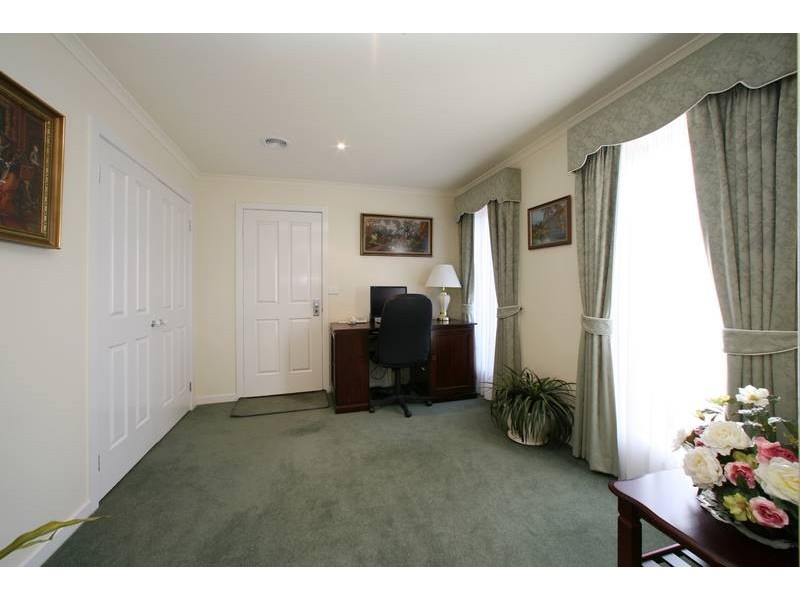 32 Ellendale Street, Rowville VIC 3178