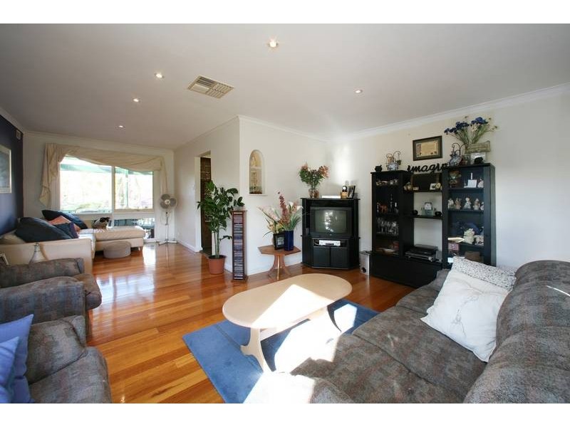 12 Yarana Street, Ferntree Gully VIC 3156