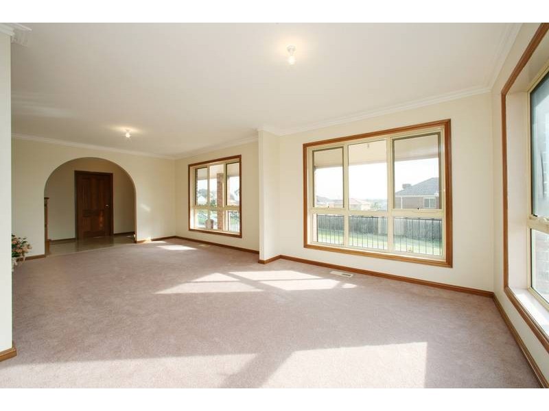 1 Carlingford Close, Rowville VIC 3178