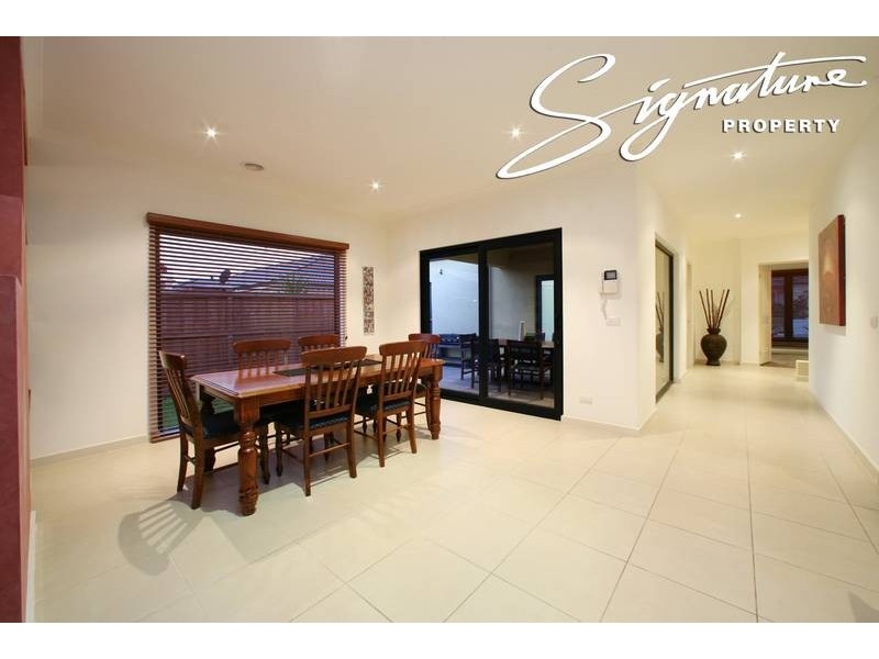 17 Ellendale Street, Rowville VIC 3178