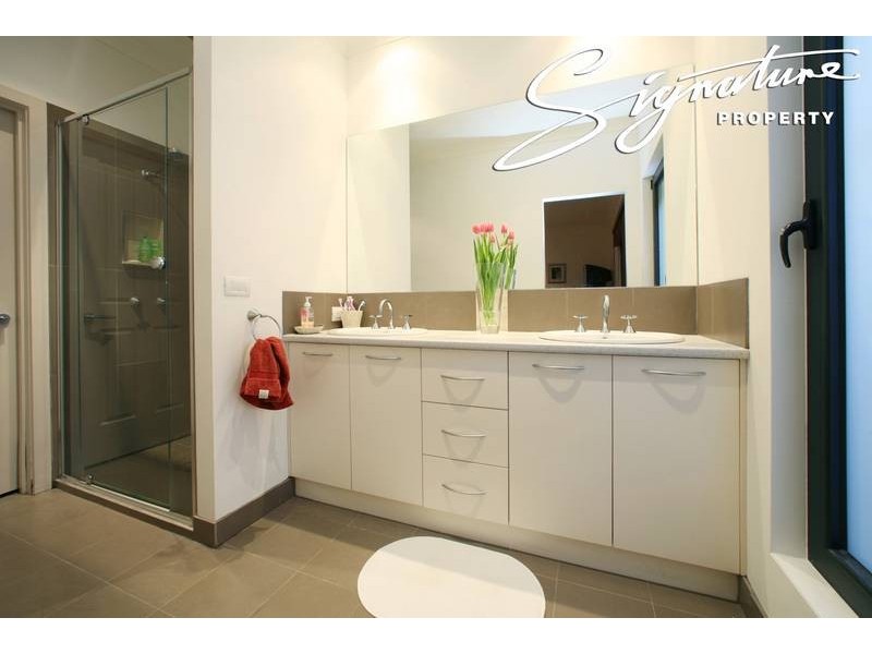 17 Ellendale Street, Rowville VIC 3178