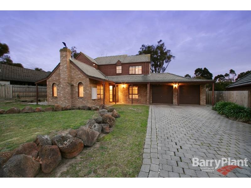 12 Superior Avenue, Rowville VIC 3178