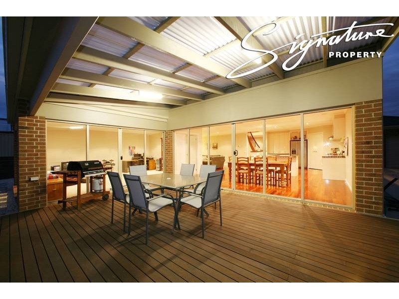 22 Palm Court, Lysterfield VIC 3156