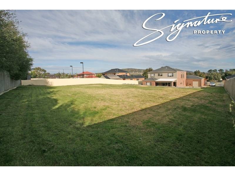 22 Palm Court, Lysterfield VIC 3156