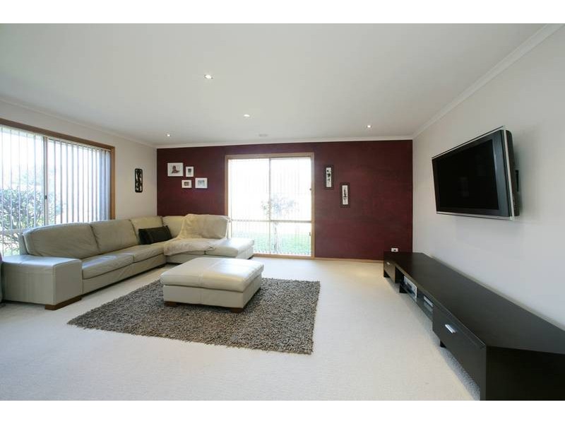 17 Carnoustie Court, Rowville VIC 3178