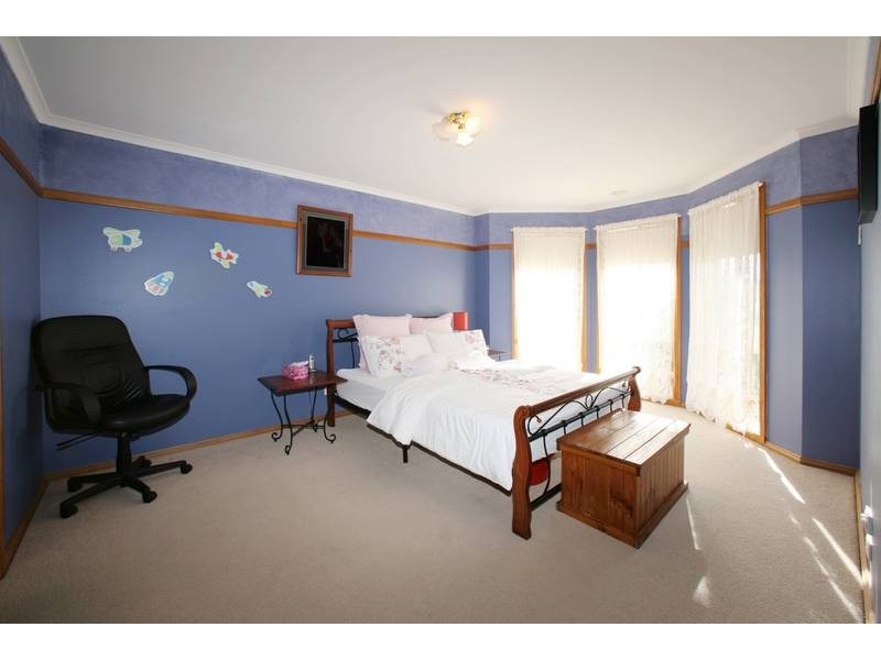 17 Carnoustie Court, Rowville VIC 3178