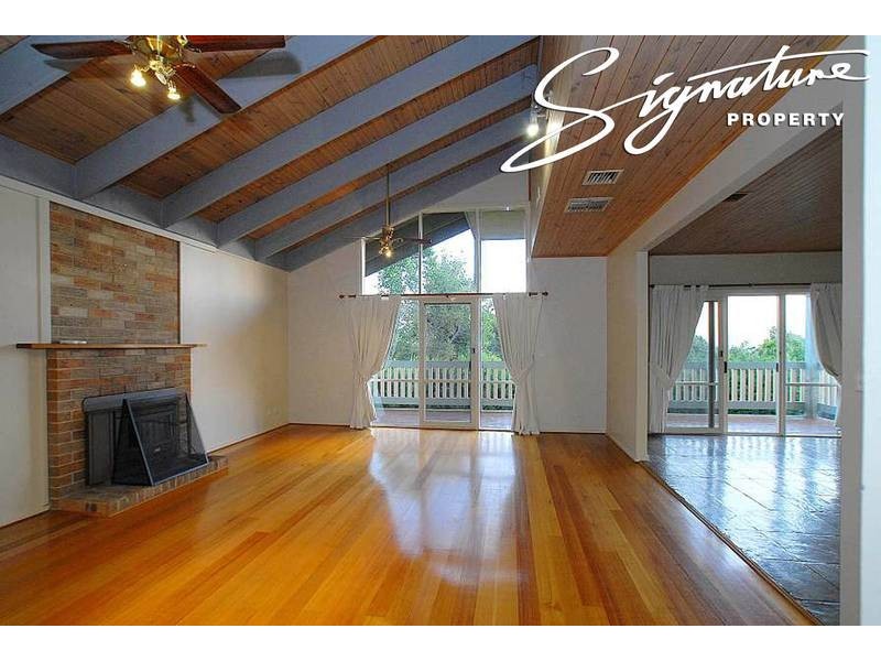 17 Leon Court, Ferntree Gully VIC 3156