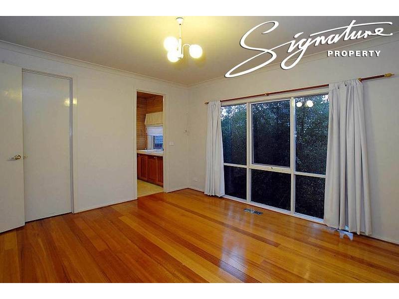 17 Leon Court, Ferntree Gully VIC 3156