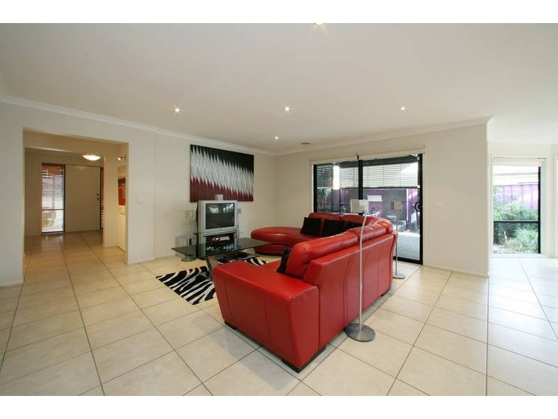 63 Victoria Knox Avenue, Rowville VIC 3178