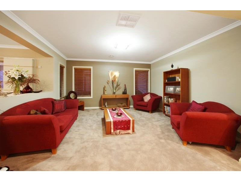 12 Koolamara Boulevard, Ferntree Gully VIC 3156