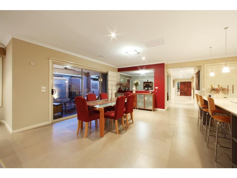 12 Koolamara Boulevard, Ferntree Gully VIC 3156