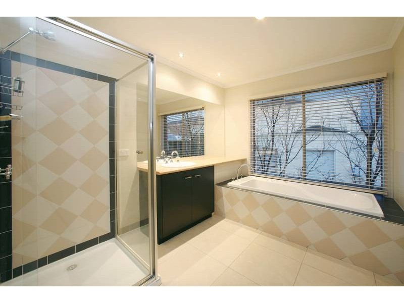 38 Langhorne Crescent, Rowville VIC 3178