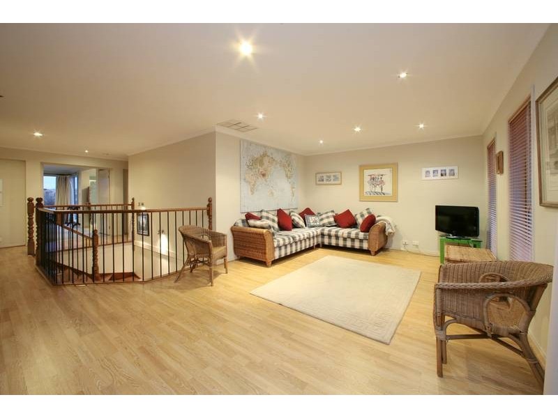 38 Langhorne Crescent, Rowville VIC 3178