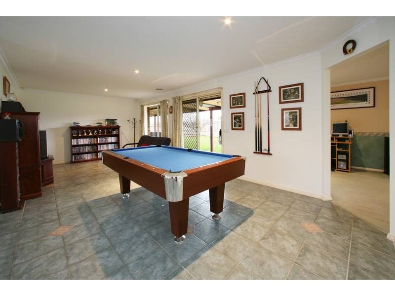 2 Minya Court, Rowville VIC 3178