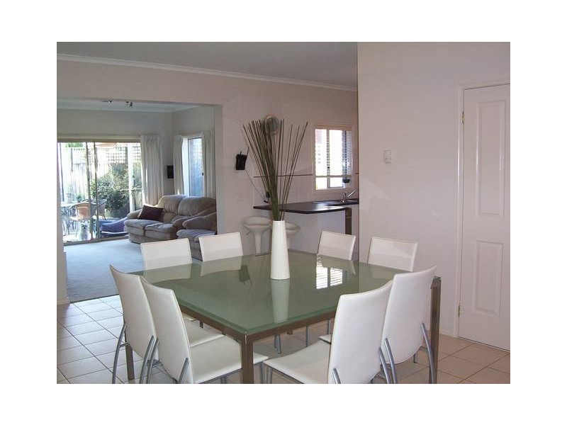 50 St Laurent Rise, Knoxfield VIC 3180