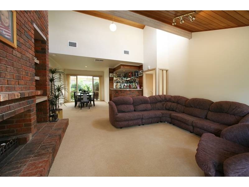 10 Palmerston Road, Lysterfield VIC 3156