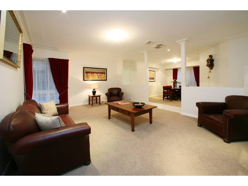 2 Moorgate Court, Rowville VIC 3178