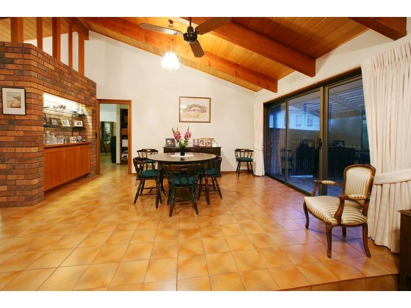 37 Kilcatten Rise, Rowville VIC 3178