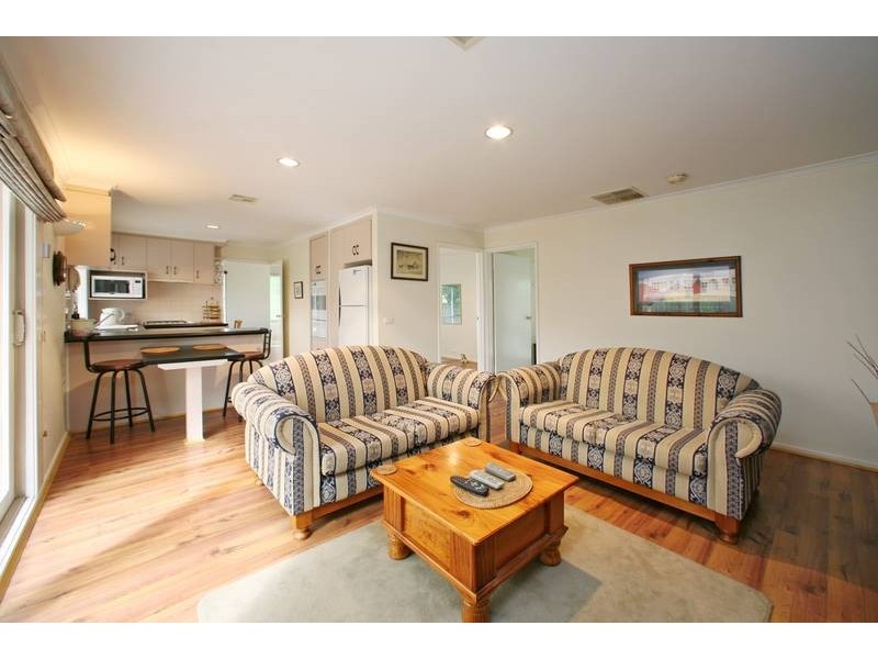 2 Laanecoorie Drive, Lysterfield VIC 3156