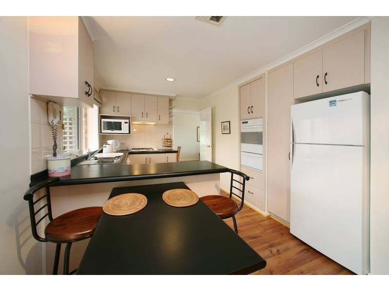 2 Laanecoorie Drive, Lysterfield VIC 3156