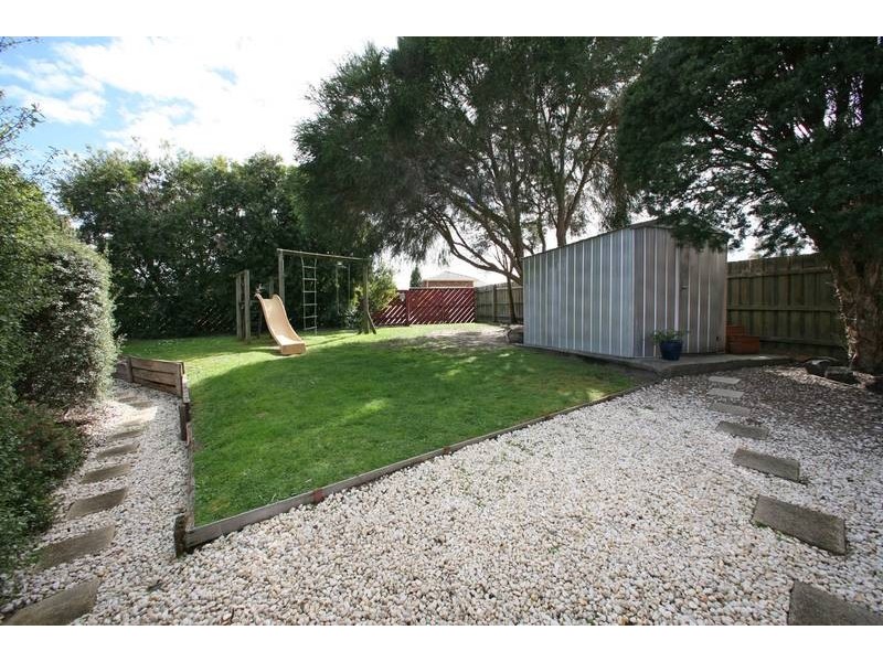 2 Laanecoorie Drive, Lysterfield VIC 3156