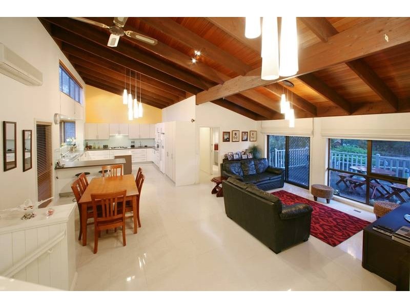 4 Hakea Court, Rowville VIC 3178