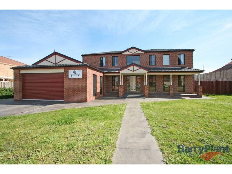 11 Hume Drive, Lysterfield VIC 3156