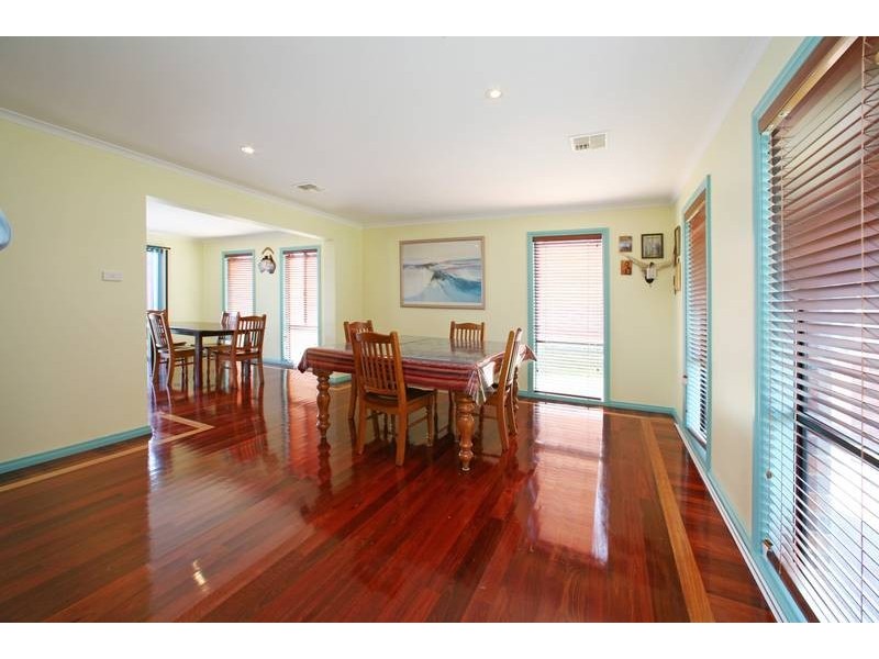 11 Hume Drive, Lysterfield VIC 3156