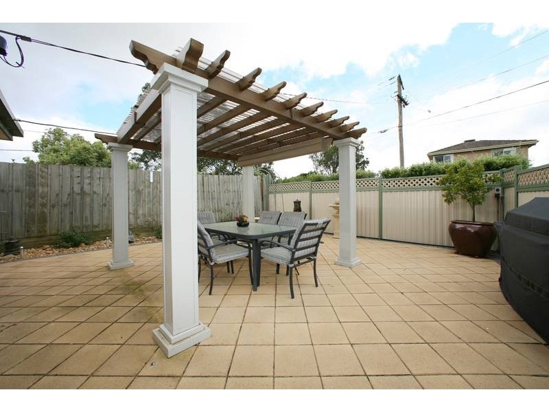 42 Denver Crescent, Rowville VIC 3178