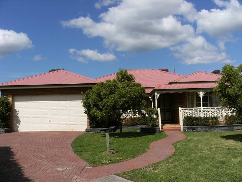 3 Maitland Close, Rowville VIC 3178