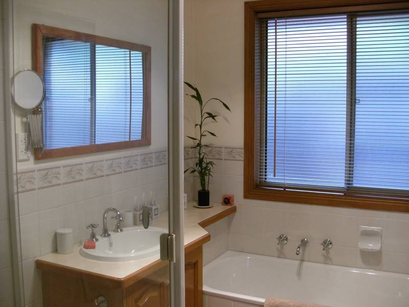 19 Magdalena Place, Rowville VIC 3178