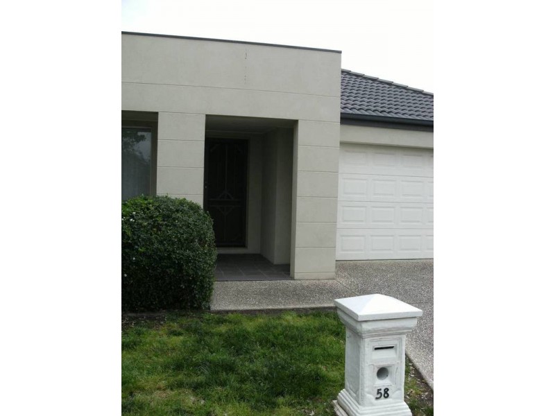 58 Sovereign Manors Crescent, Rowville VIC 3178