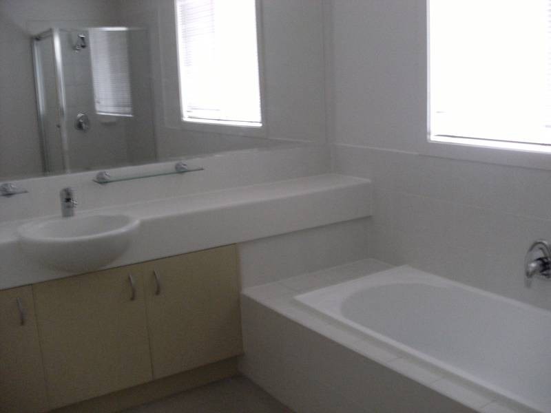 58 Sovereign Manors Crescent, Rowville VIC 3178