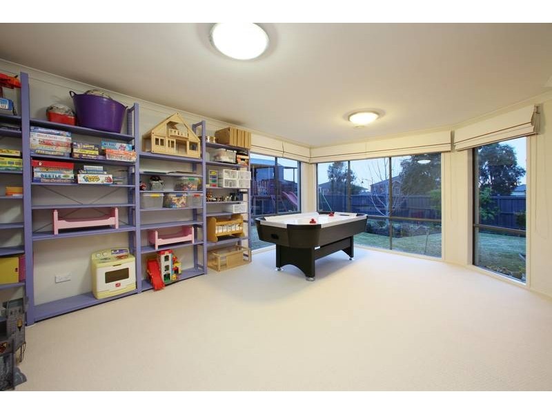 74 Victoria Knox Avenue, Rowville VIC 3178