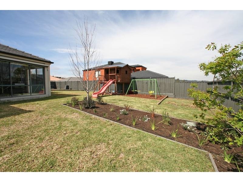 74 Victoria Knox Avenue, Rowville VIC 3178