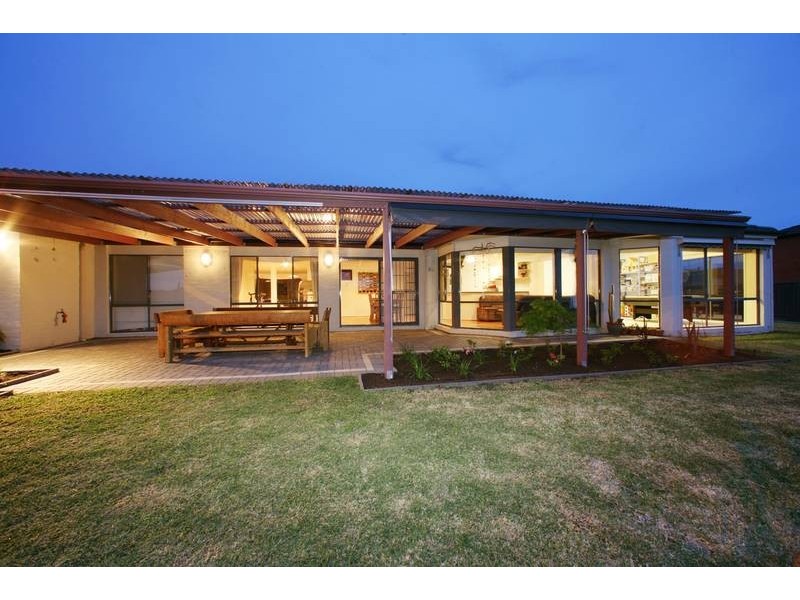 74 Victoria Knox Avenue, Rowville VIC 3178