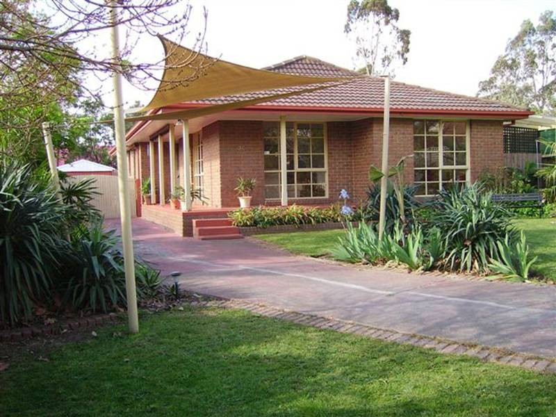 30 Erie Avenue, Rowville VIC 3178