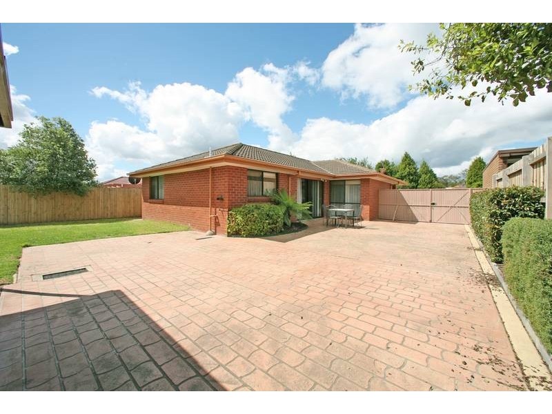 256 Dandelion Drive, Rowville VIC 3178