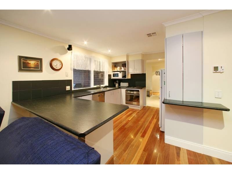 38 Burchall Crescent, Rowville VIC 3178