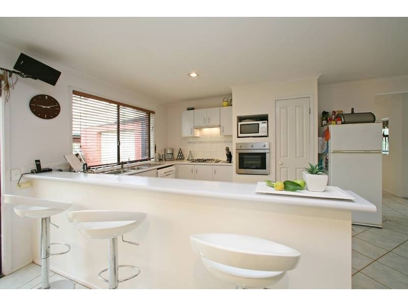 40 Landsborough Avenue, Rowville VIC 3178