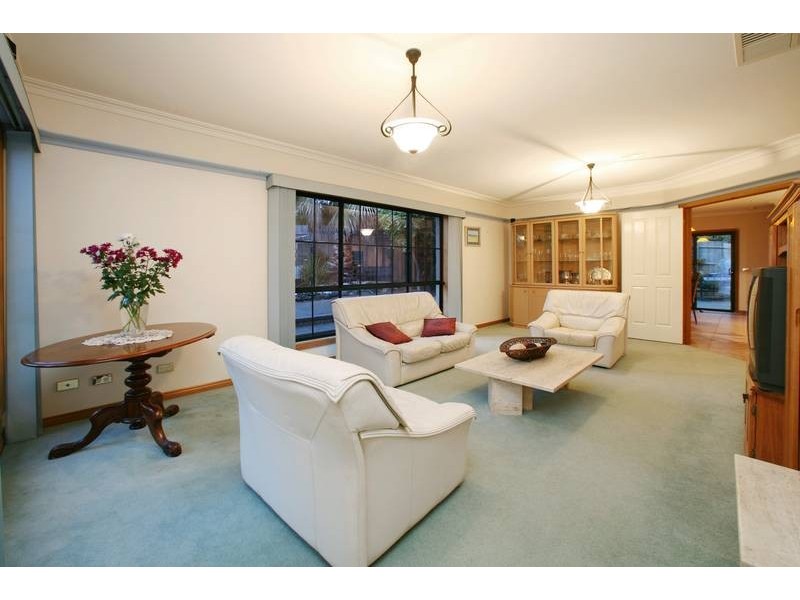 11 Teofilo Drive, Lysterfield VIC 3156