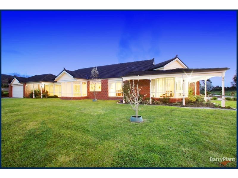 1 Greenbank Court, Lysterfield VIC 3156