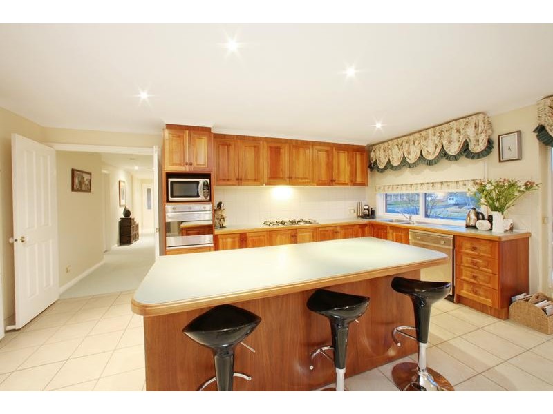 1 Greenbank Court, Lysterfield VIC 3156