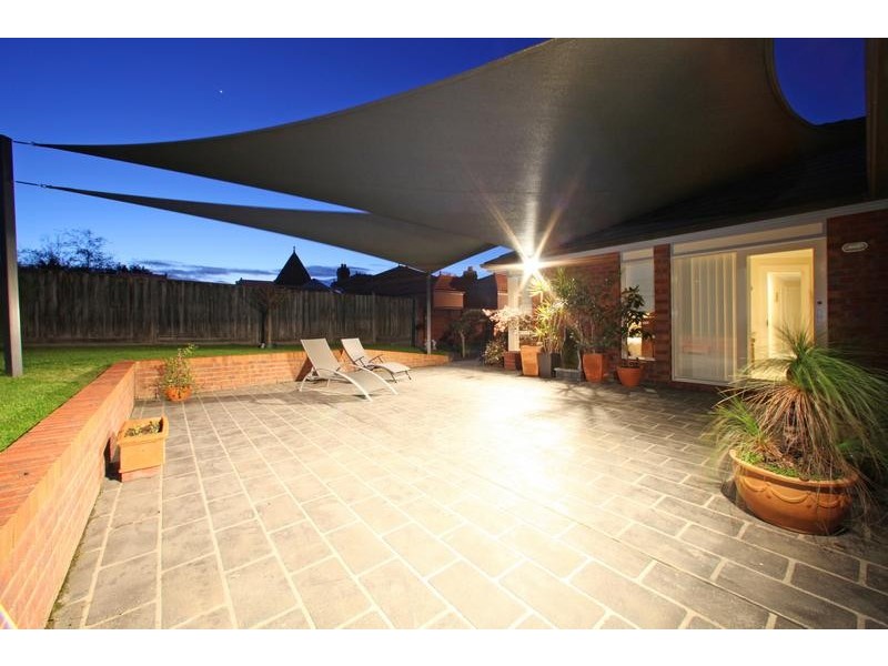 1 Greenbank Court, Lysterfield VIC 3156