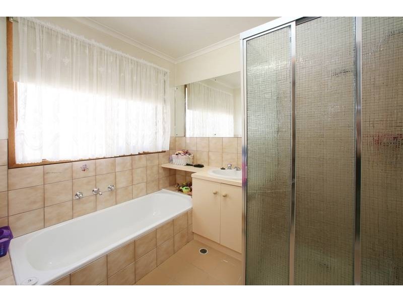 18 Mississippi Close, Rowville VIC 3178