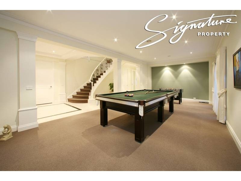 28 Rosewood Boulevard, Lysterfield VIC 3156