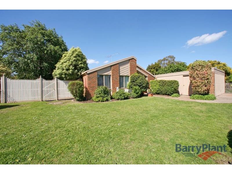 6 Bellfield Drive, Lysterfield VIC 3156