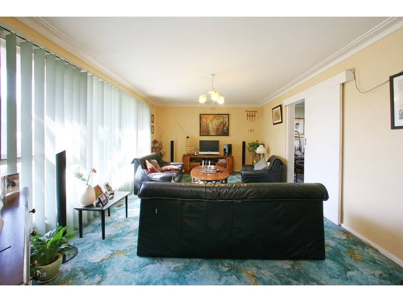 1/4 Border Close, Wantirna South VIC 3152